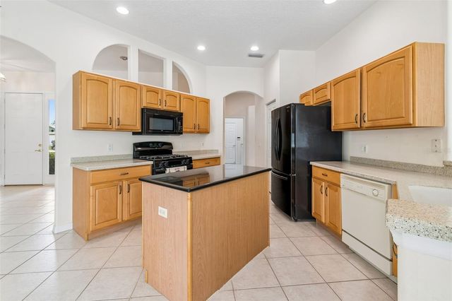 718 PLANTERS MANOR WAY, Bradenton, FL 34212