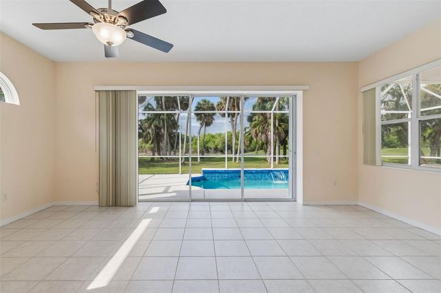 718 PLANTERS MANOR WAY, Bradenton, FL 34212