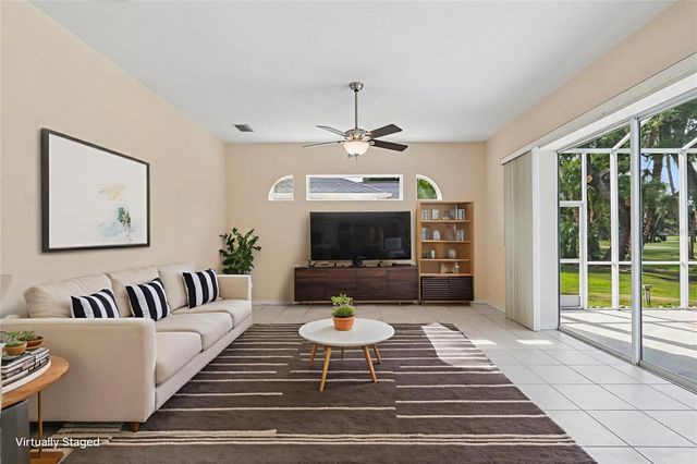 718 PLANTERS MANOR WAY, Bradenton, FL 34212