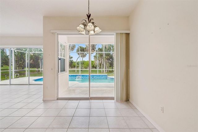 718 PLANTERS MANOR WAY, Bradenton, FL 34212