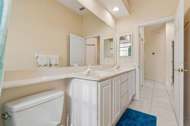 718 PLANTERS MANOR WAY, Bradenton, FL 34212