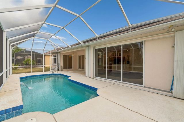 718 PLANTERS MANOR WAY, Bradenton, FL 34212