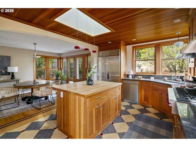 4116 Ne 17TH Ave, Portland, OR 97211