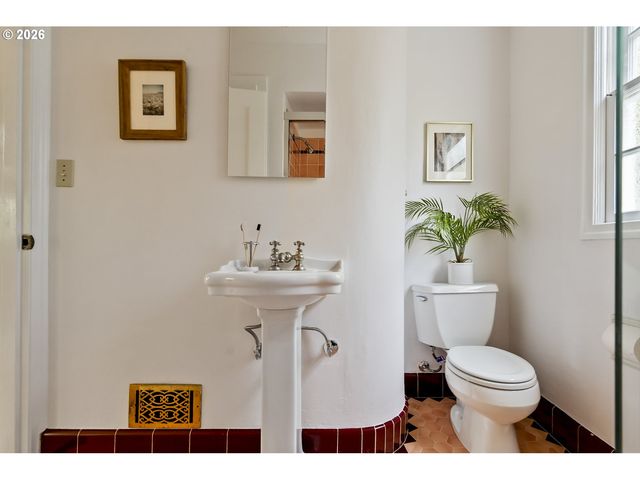 4116 Ne 17TH Ave, Portland, OR 97211