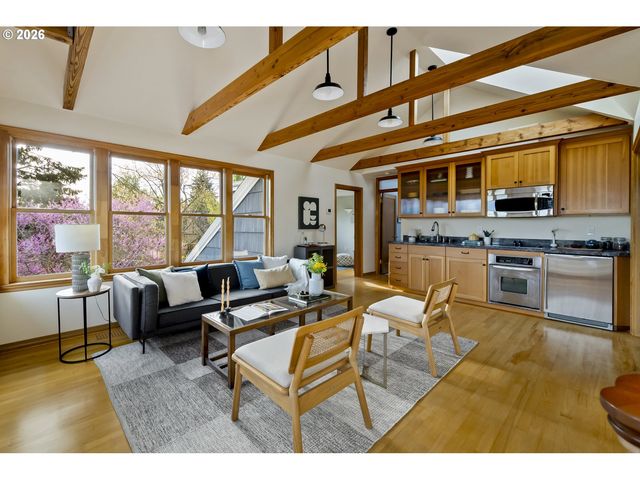 4116 Ne 17TH Ave, Portland, OR 97211