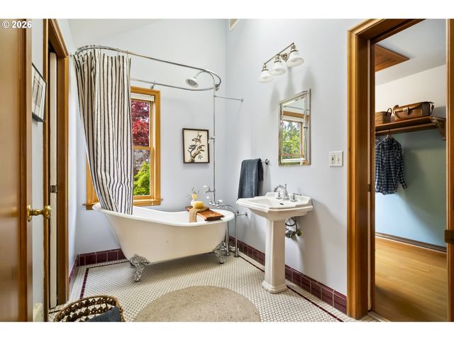 4116 Ne 17TH Ave, Portland, OR 97211