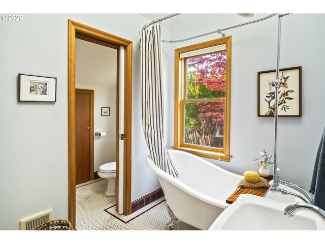 4116 Ne 17TH Ave, Portland, OR 97211