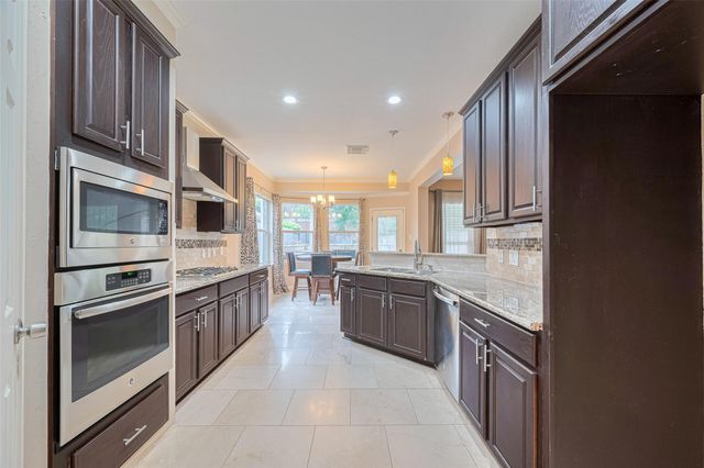 3911 Fall Branch Drive, Katy, TX 77450
