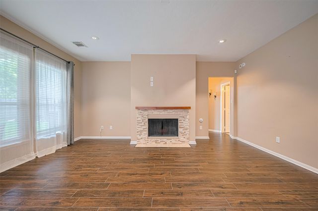 3911 Fall Branch Drive, Katy, TX 77450