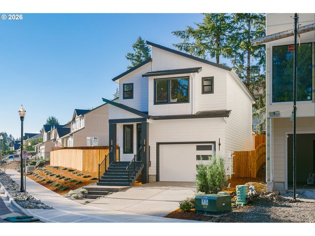 18217 Ne Garden Dr, Vancouver, WA 98682
