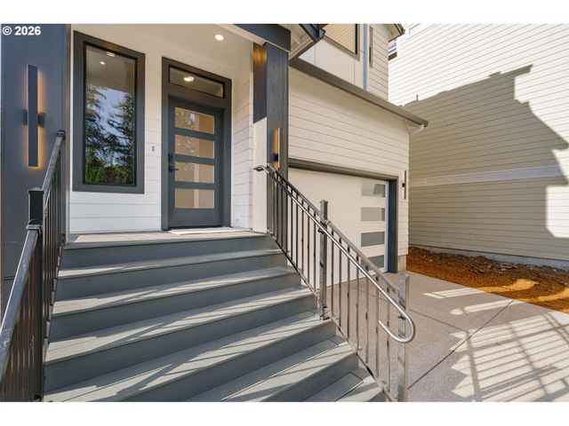 18217 Ne Garden Dr, Vancouver, WA 98682