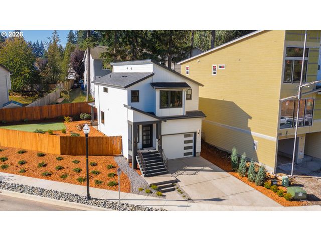 18217 Ne Garden Dr, Vancouver, WA 98682
