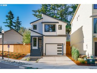 18217 Ne Garden Dr, Vancouver, WA 98682