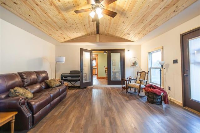 200 N Main Street, Oregon, MO 64473