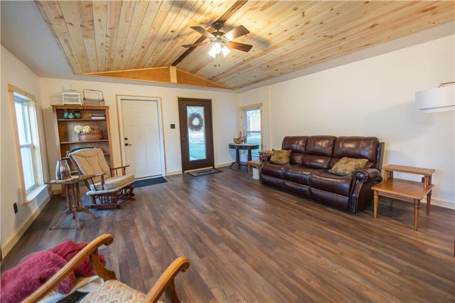 200 N Main Street, Oregon, MO 64473