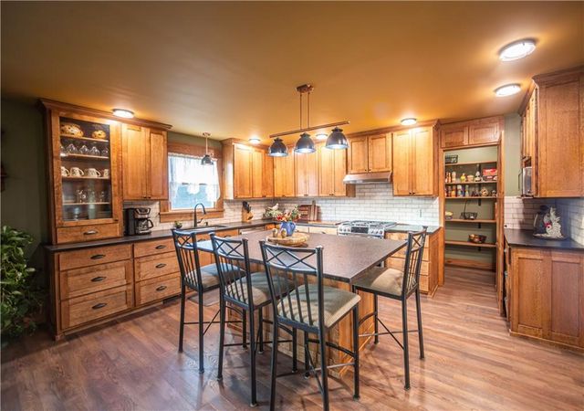 200 N Main Street, Oregon, MO 64473