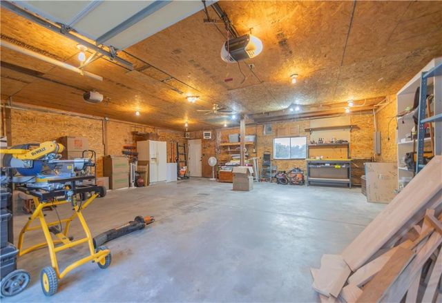 200 N Main Street, Oregon, MO 64473