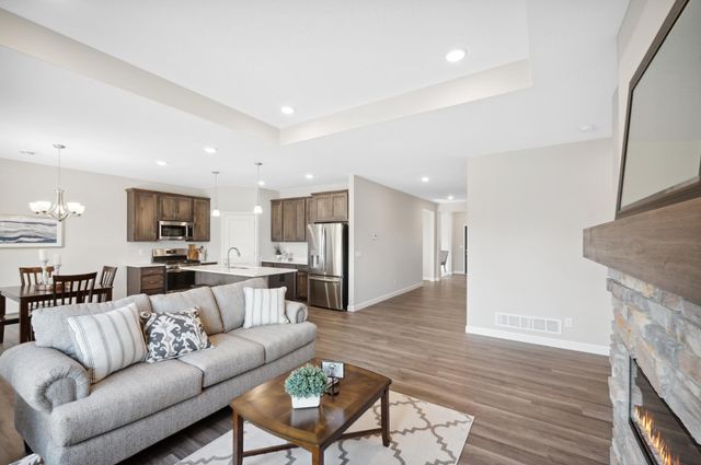1780 Bobcat Way, New Richmond, WI 54017