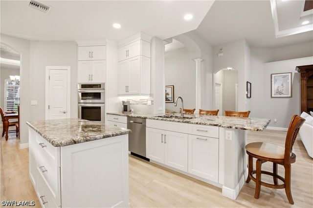 4923 Sedgewood PL, Naples, FL 34112