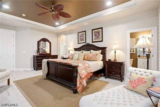 4923 Sedgewood PL, Naples, FL 34112