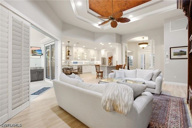 4923 Sedgewood PL, Naples, FL 34112