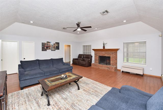 10031 Cabin Creek Drive, Houston, TX 77064