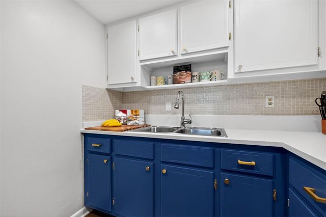 7770 DR MARTIN LUTHER KING JR STREET N 206, St Petersburg, FL 33702