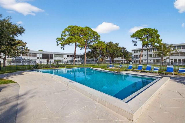 7770 DR MARTIN LUTHER KING JR STREET N 206, St Petersburg, FL 33702