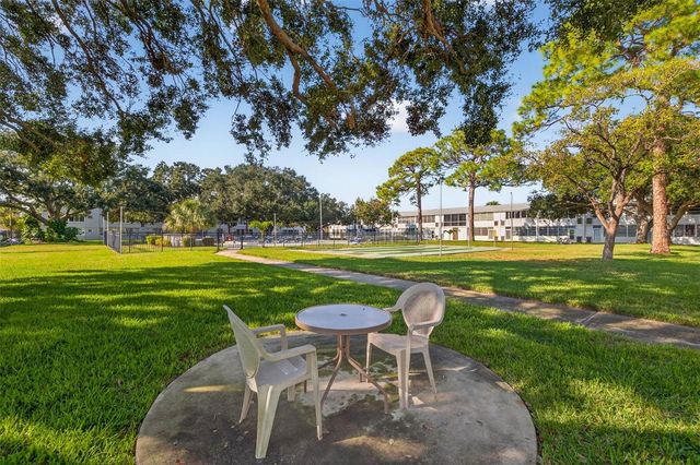 7770 DR MARTIN LUTHER KING JR STREET N 206, St Petersburg, FL 33702