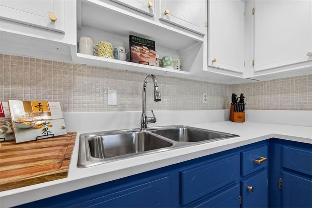 7770 DR MARTIN LUTHER KING JR STREET N 206, St Petersburg, FL 33702