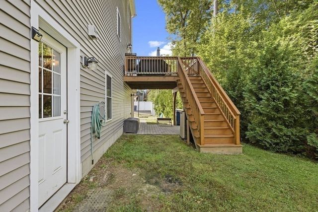 1687 Phillips Rd, New Bedford, MA 02745