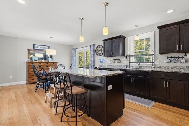 1687 Phillips Rd, New Bedford, MA 02745