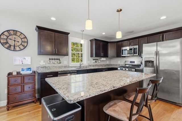 1687 Phillips Rd, New Bedford, MA 02745