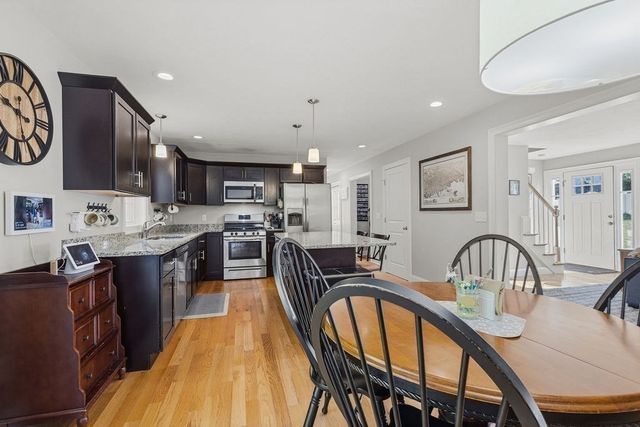1687 Phillips Rd, New Bedford, MA 02745
