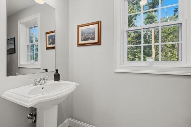 1687 Phillips Rd, New Bedford, MA 02745