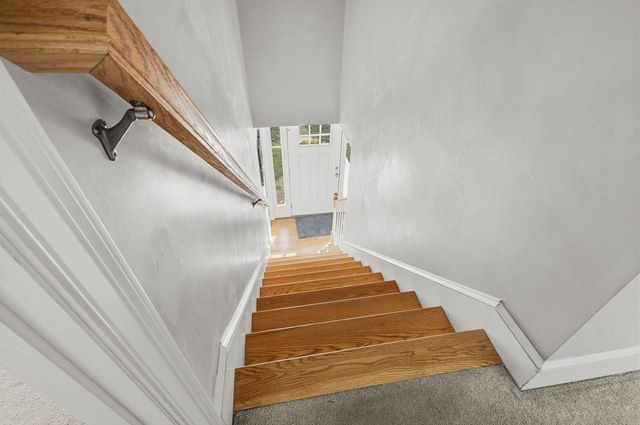 1687 Phillips Rd, New Bedford, MA 02745