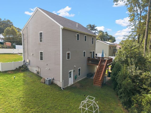 1687 Phillips Rd, New Bedford, MA 02745