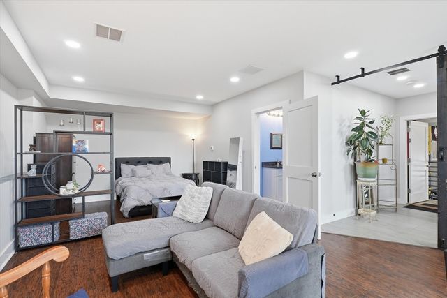46 Grand View Ave, Lynn, MA 01904