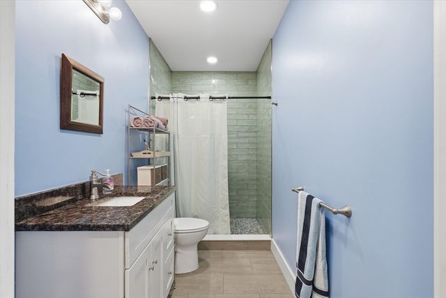 46 Grand View Ave, Lynn, MA 01904