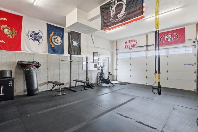 46 Grand View Ave, Lynn, MA 01904
