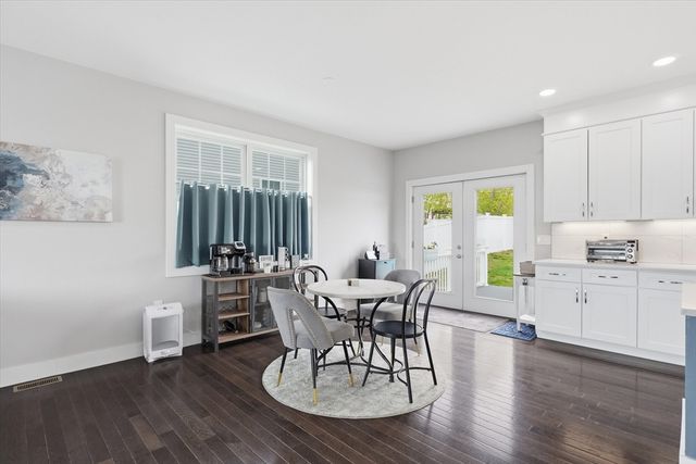 46 Grand View Ave, Lynn, MA 01904