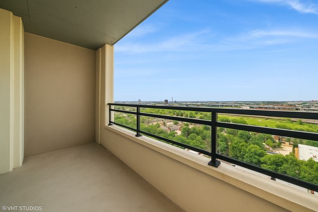 1255 S STATE Street 1802, Chicago, IL 60605