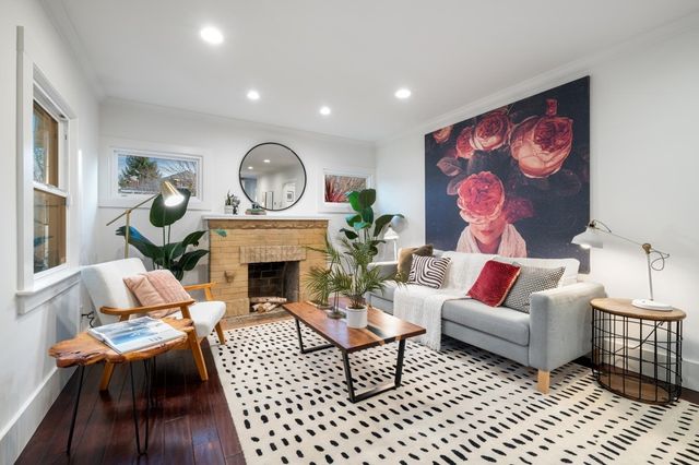 878 878 57TH STREET, Oakland, CA 94608