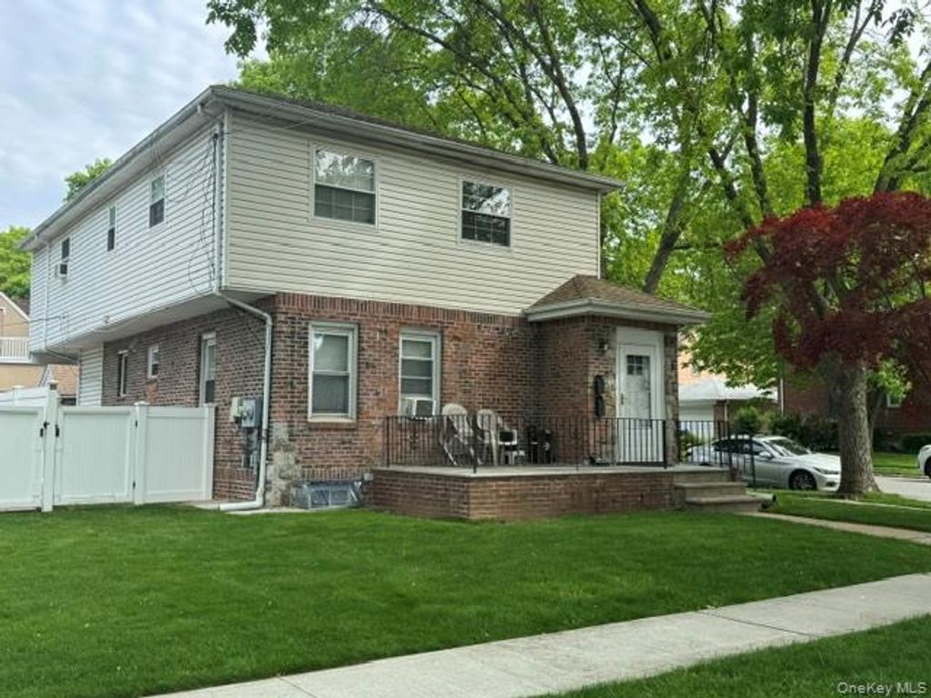242-19 83 Avenue, Bellerose, NY 11426
