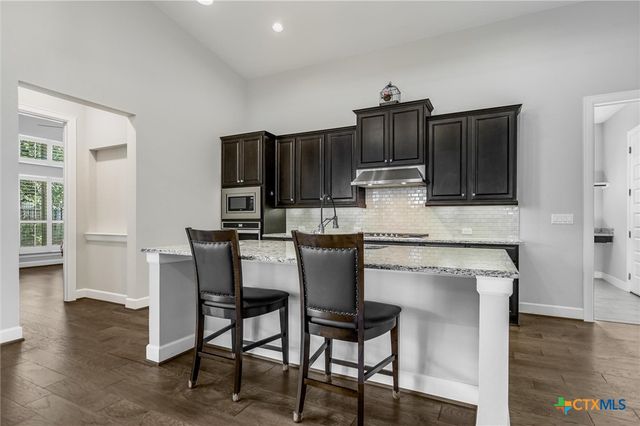 804 Dancing Oak Lane, San Marcos, TX 78666