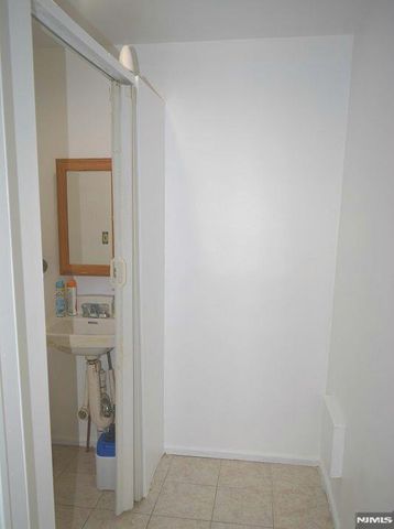 7317 Broadway, North Bergen, NJ 07047