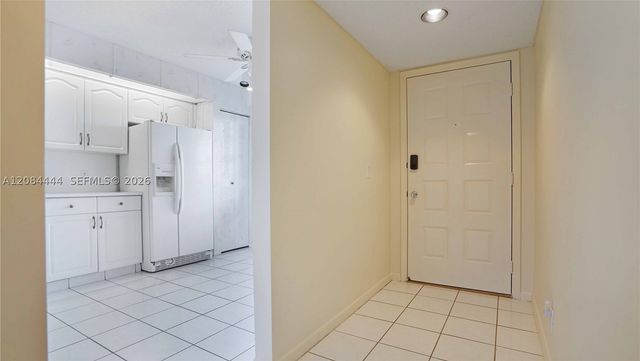 13001 SW 15th Ct 405T, Pembroke Pines, FL 33027