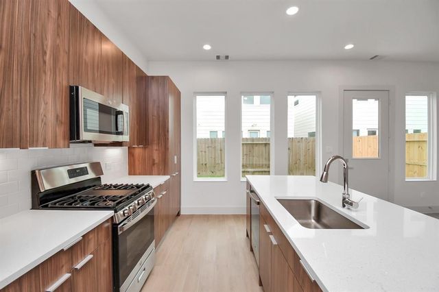 4407 Abaco Lane, Houston, TX 77045