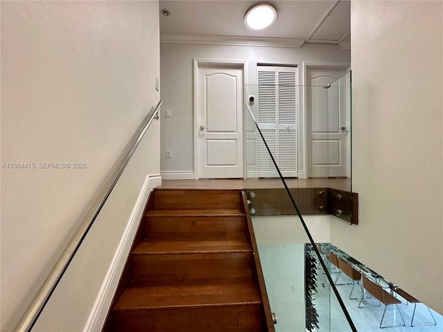 9060 SW 215th Ter, Cutler Bay, FL 33189