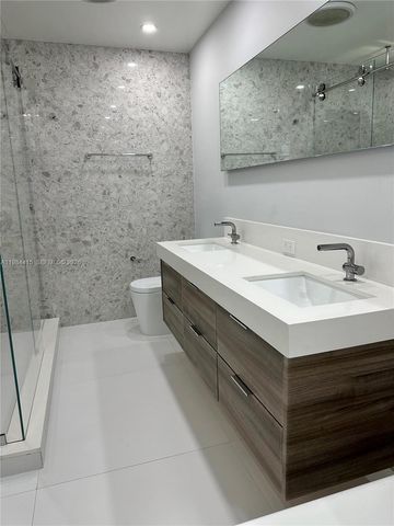 9060 SW 215th Ter, Cutler Bay, FL 33189